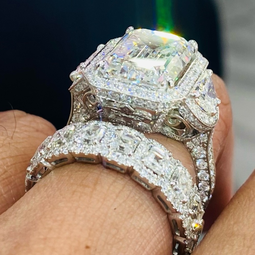 12.2 Carat DIAMOND Emerald Cut Engagement Ring PLATINUM🤩🤩🤩🤩🤩🤩🤩🤩 💎💎💎💎💎💎💎 - Picture 4 of 17